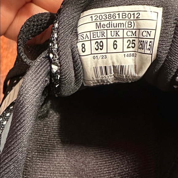 Brooks Revel 6 Energizer Black and White Women's trainers - Picture 6 of 7